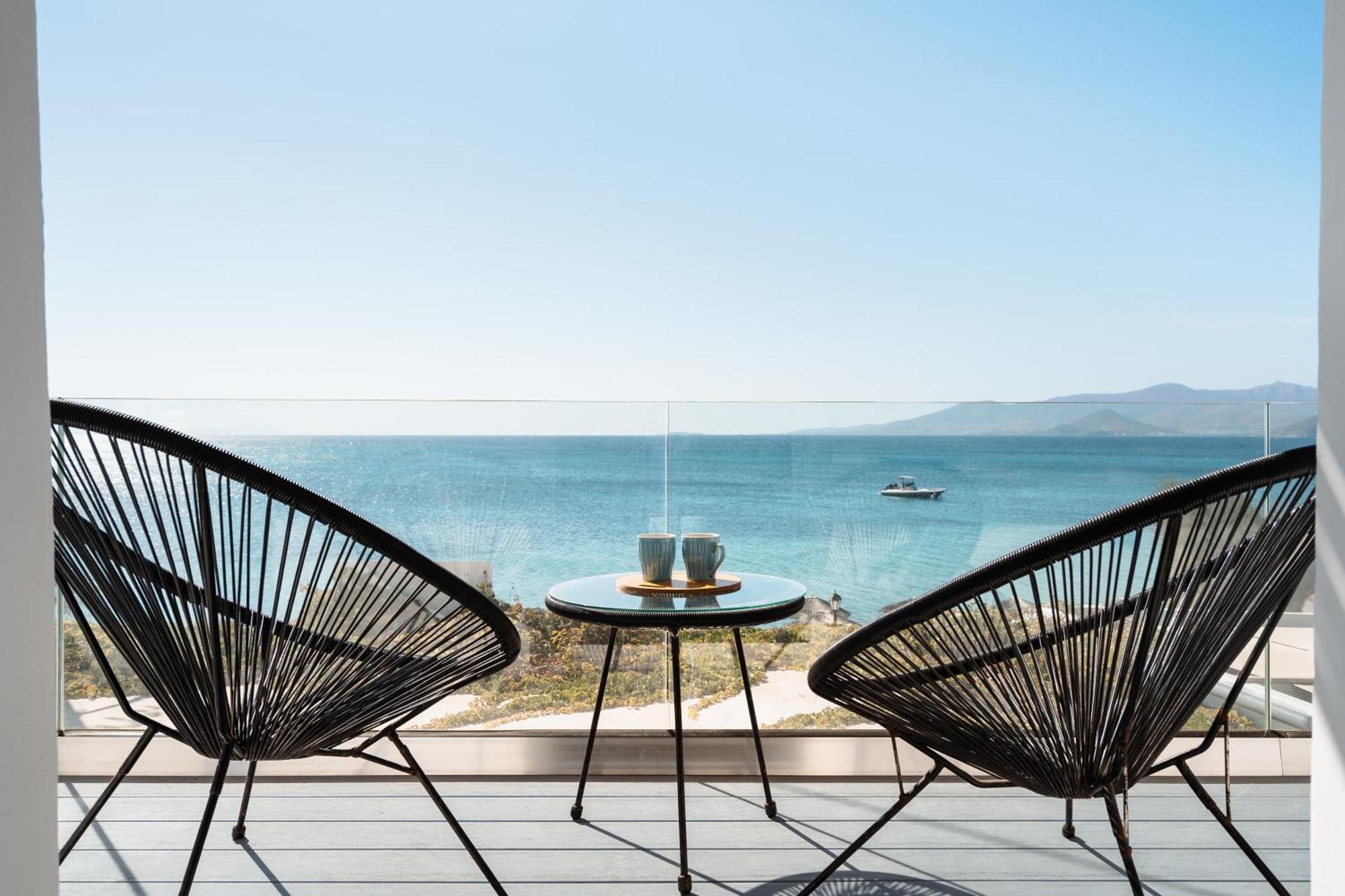 Manios Suites Agia Anna  エクステリア 写真