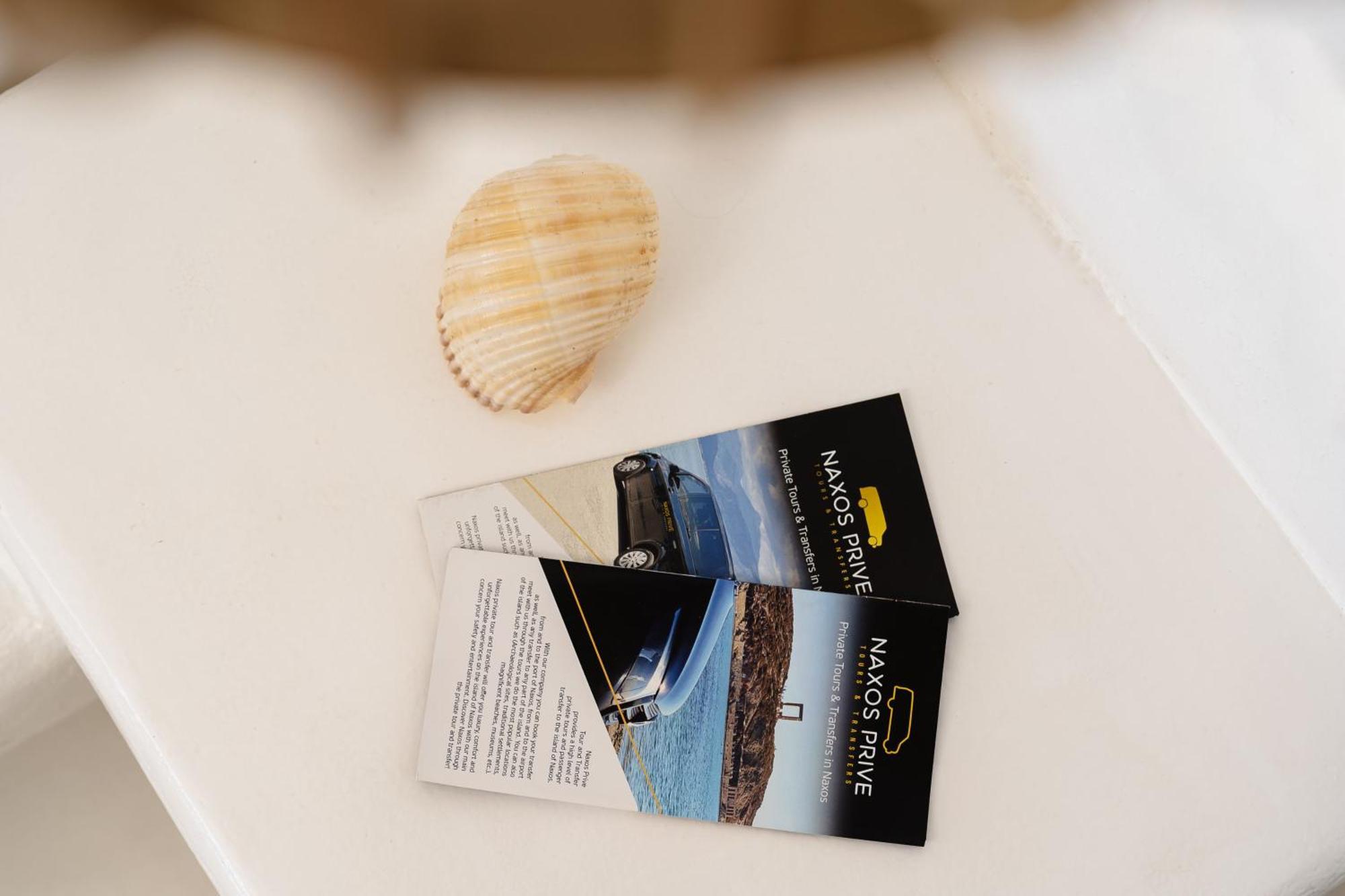 Manios Suites Agia Anna  エクステリア 写真
