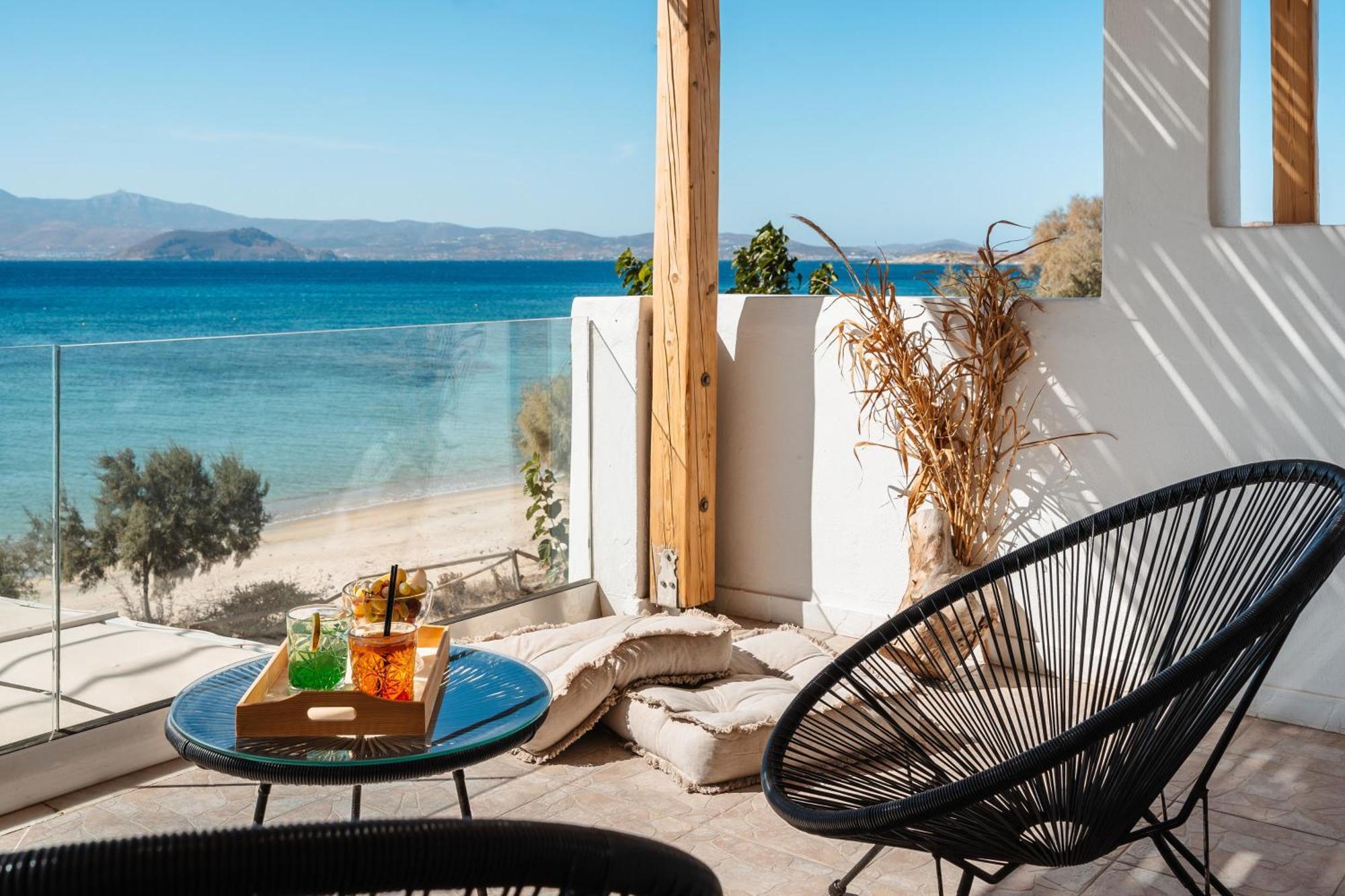 Manios Suites Agia Anna  エクステリア 写真