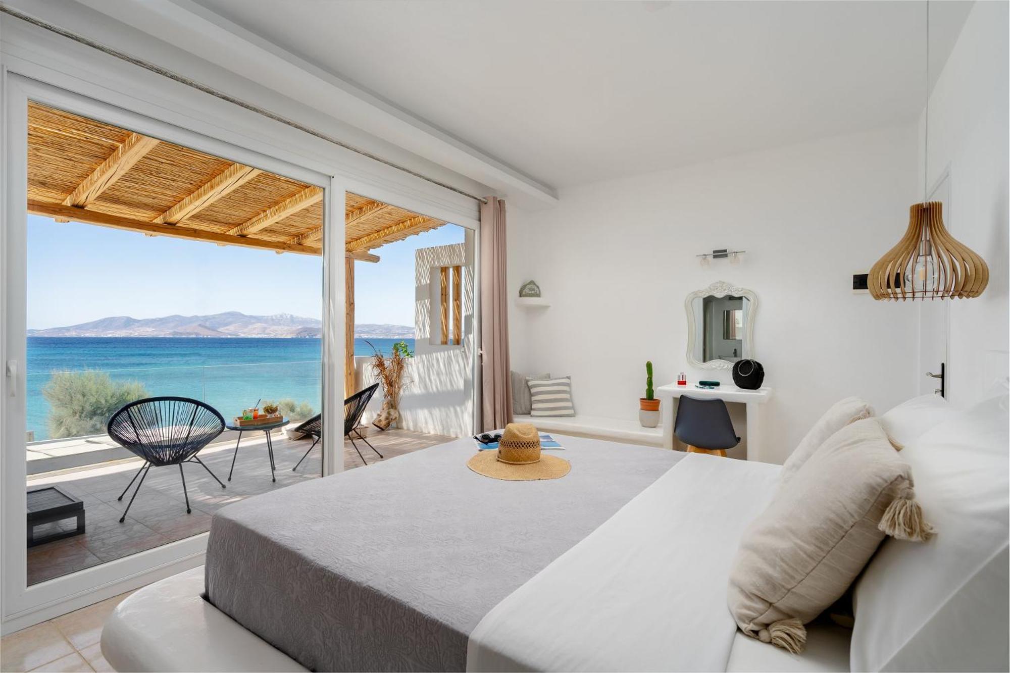 Manios Suites Agia Anna  エクステリア 写真