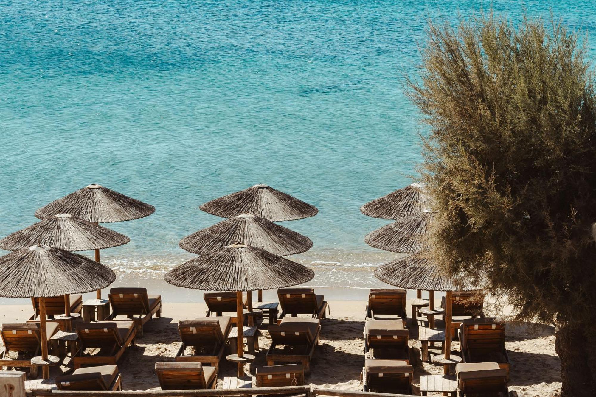 Manios Suites Agia Anna  エクステリア 写真